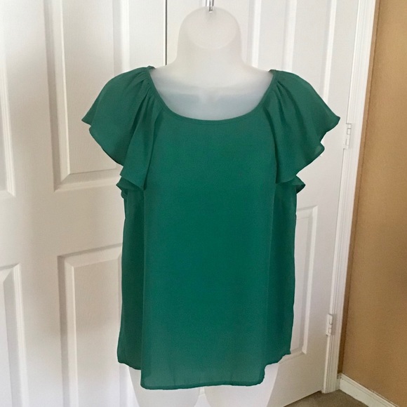 Forever 21 Tops - Forever 21 Women’s Green Blouse Sz Small